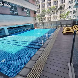 Apartment A&g Condotel At 101 Newport Across Naia T3